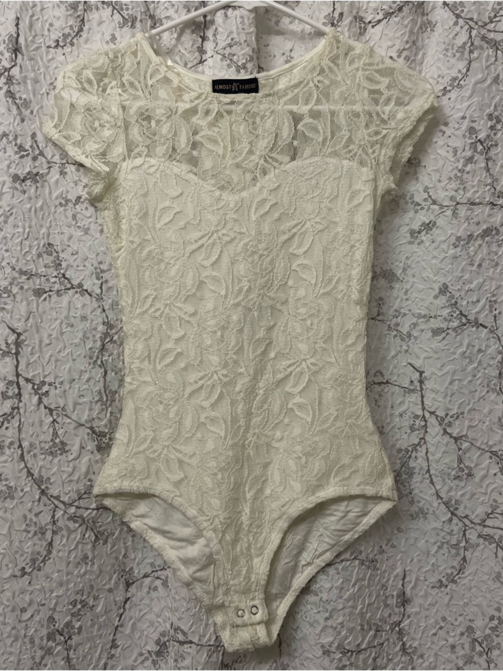 Almost Famous Cream Floral Lace Bodysuit Size small
